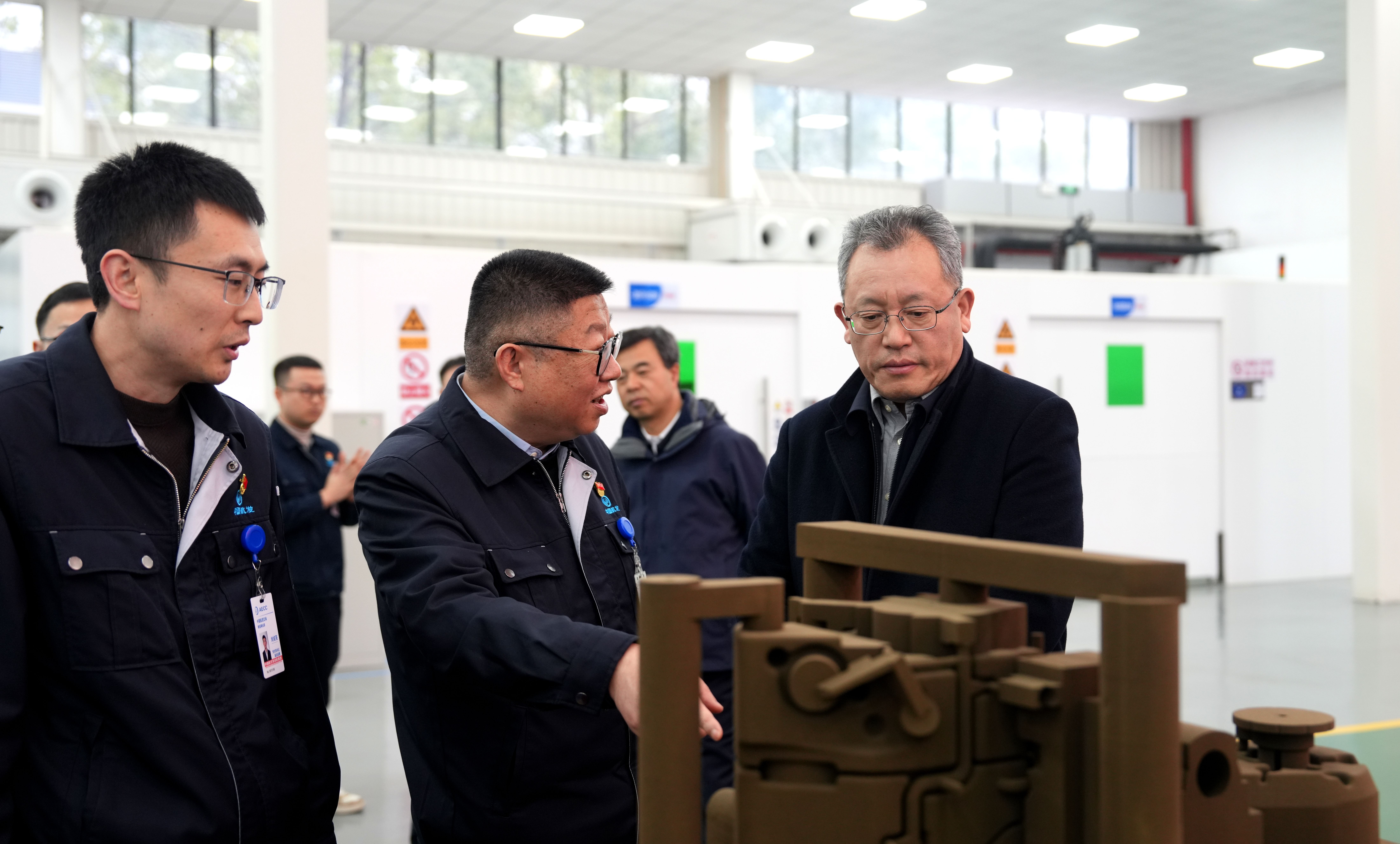 張玉金到中國航發紅林、中國航發航材院貴陽精鑄調研并進行現場辦公